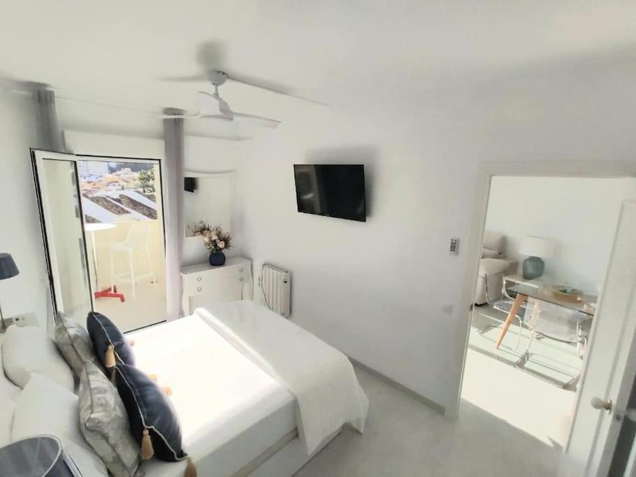 Lux. Frontbeach-Terrace. 5 Pools.Tv. 2 A.C.Netflix Benalmádena Exterior foto
